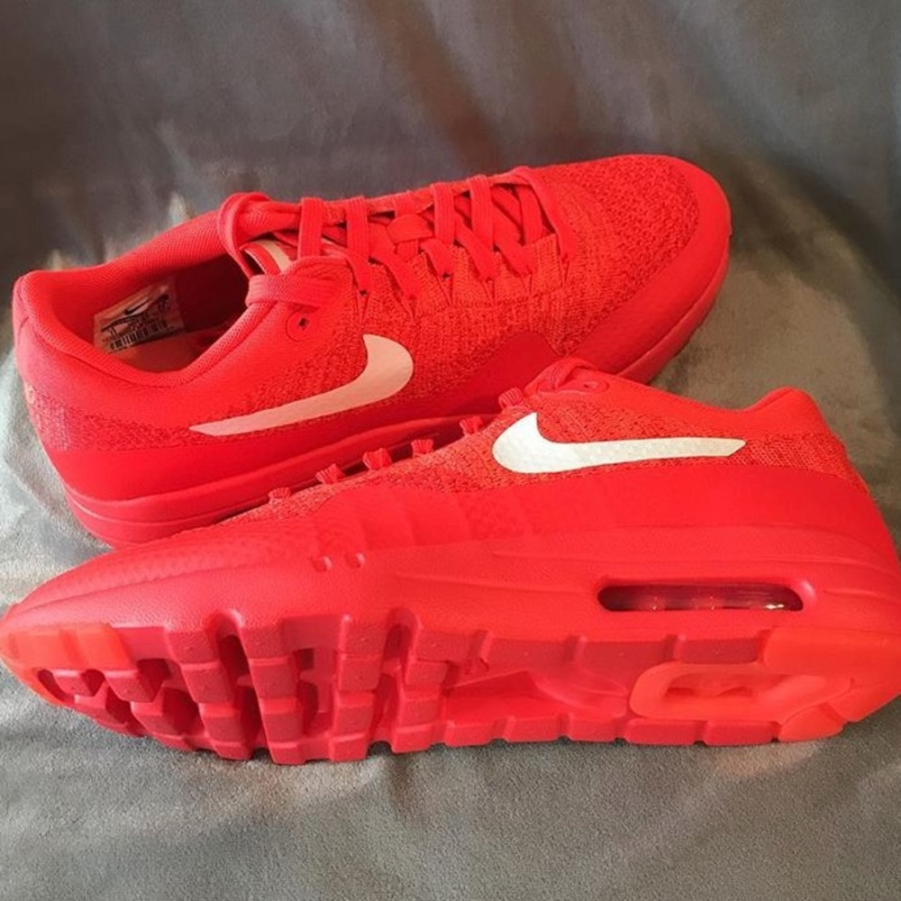 Nike Air Max 1 Flyknit